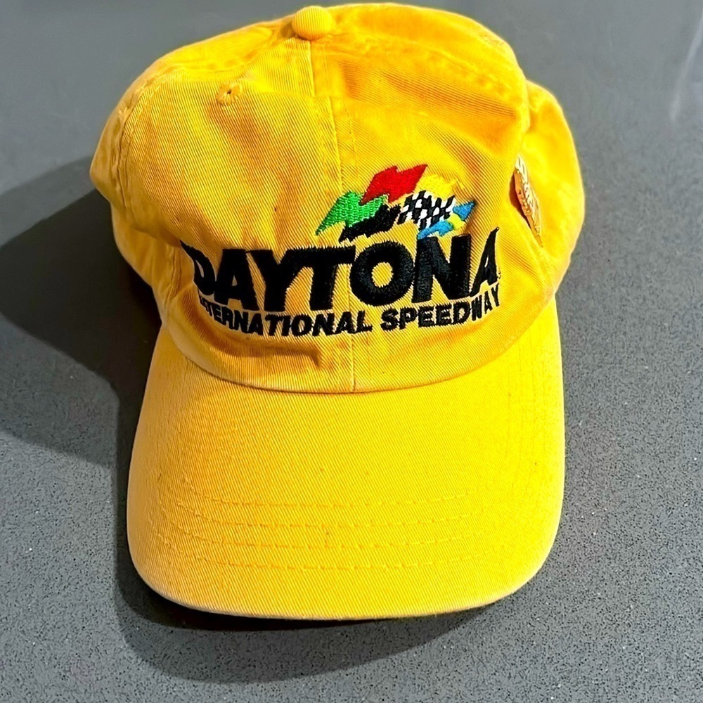 Nascar Daytona International Speedway Cap with Dale Earnhardt Jr #8 pin